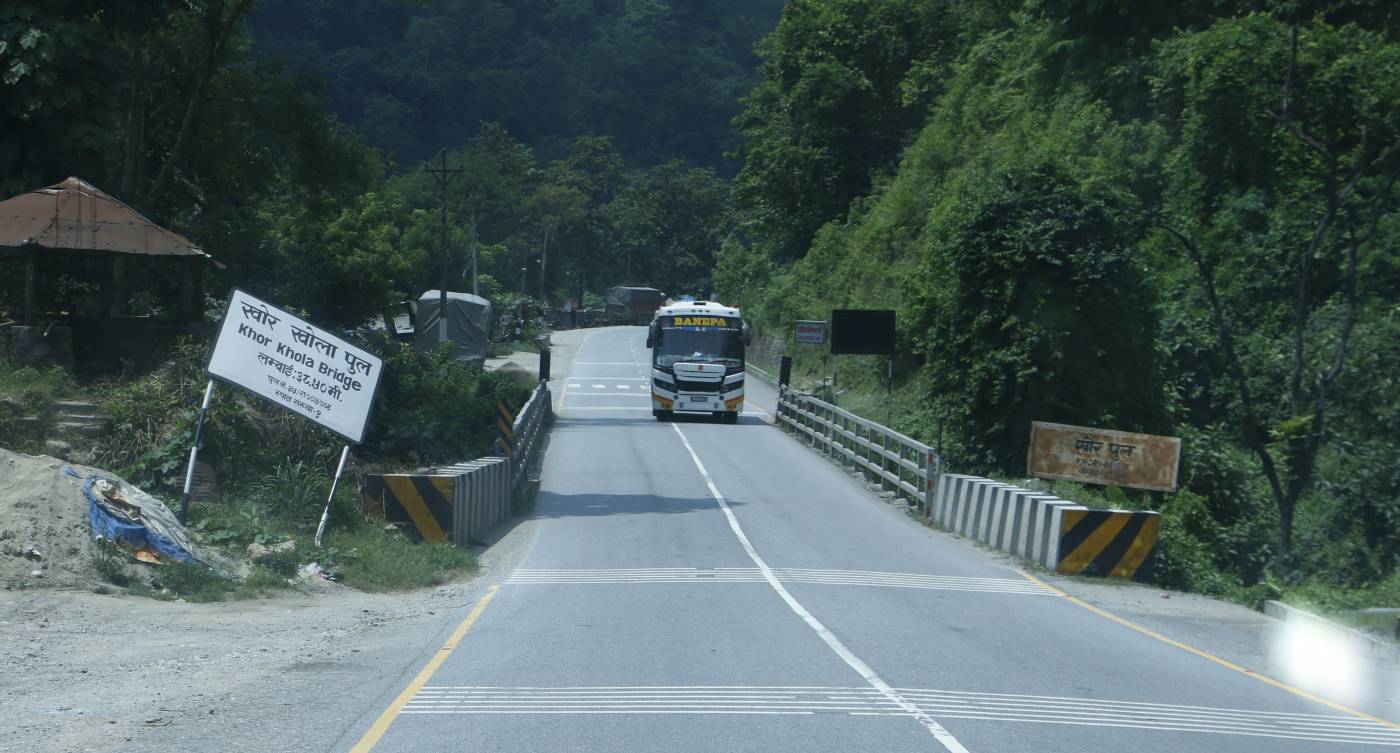 https://www.nepalminute.com/uploads/posts/Narayangadh-Muglin bridge1671511729.jpg